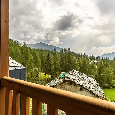 Hellochalet Pessey - Two Alpine With Private Garden In A Restored Mountain Hamlet Valtournenche