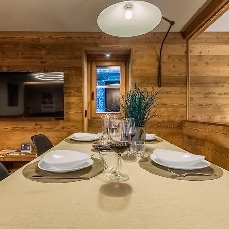 Hellochalet Petit Reins - Alpine Lodge Close To Ski Return Semesterbostad
