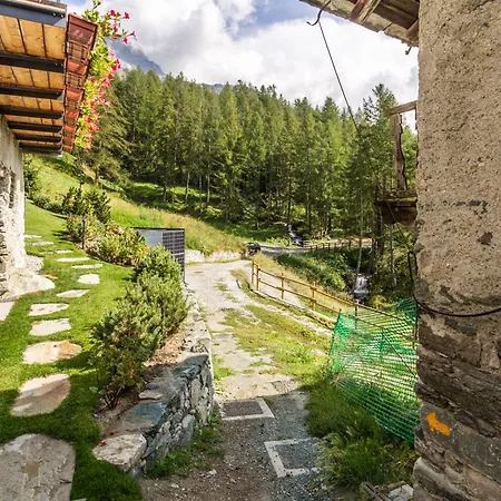 Hellochalet - Pessey - 2 Near Lift With Garden And Mountain View * Valtournenche